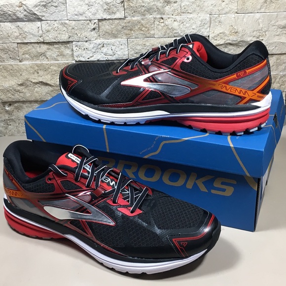 brooks ravenna size 12